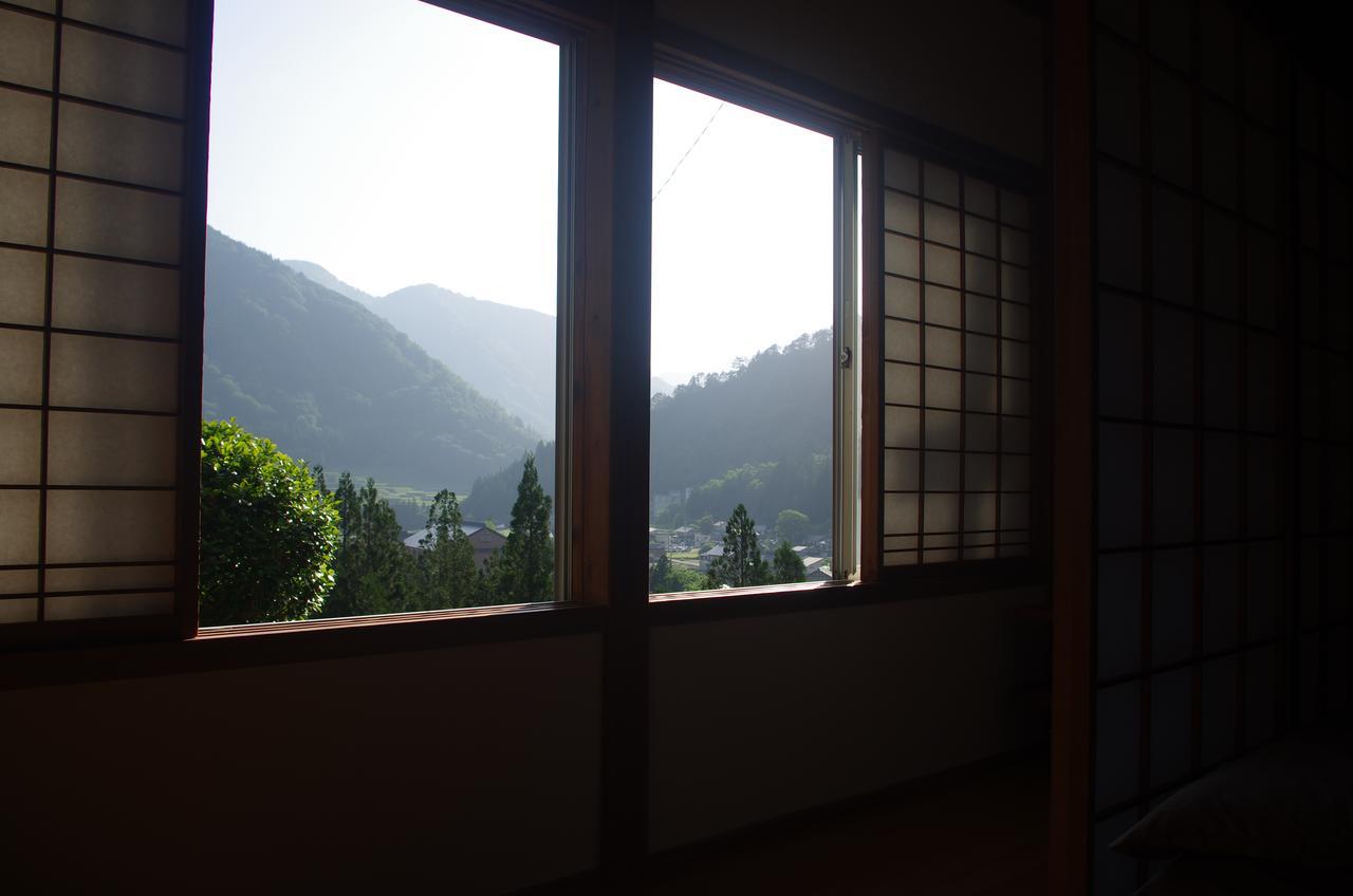 Guest House Takazuri-KITA Nanto Exterior foto